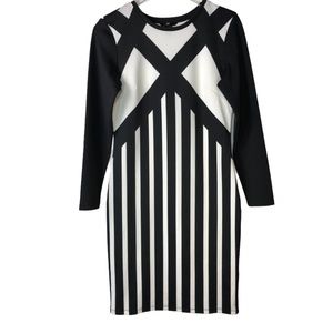 **SALE H&M Black and White Geometric Dress Body